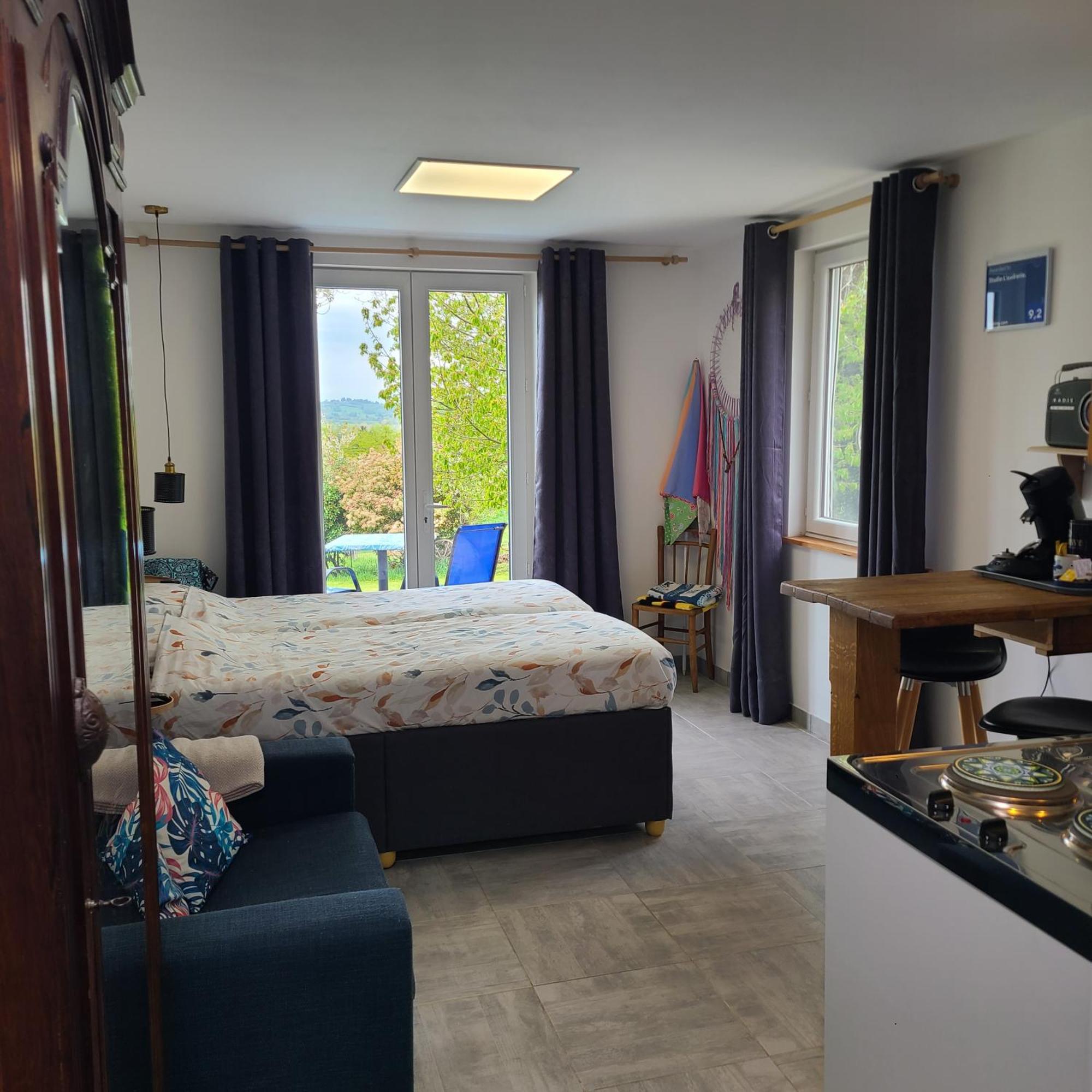 Studio L'Audrerie. Saint-Pardoux-Corbier Eksteriør billede